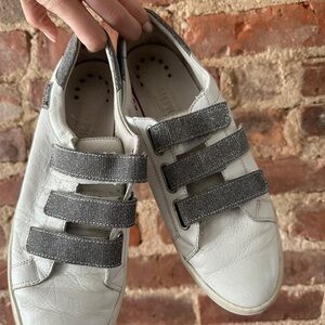 Beautiful Mephisto sparkly leather sneakers